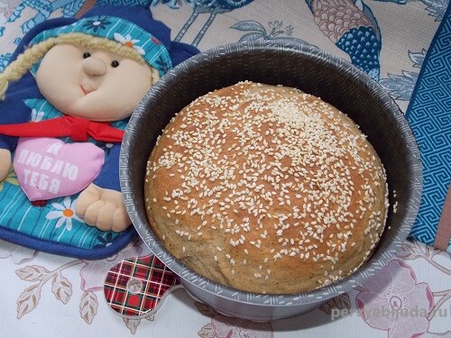 готовый ржано-пшеничный хлеб