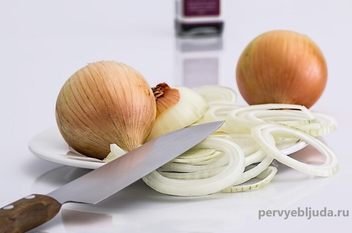 маринованный лук со свеклой к шашлыку. %D0%BA%D0%BE%D0%BB%D1%8C%D1%86. маринованный лук со свеклой к шашлыку фото. маринованный лук со свеклой к шашлыку-%D0%BA%D0%BE%D0%BB%D1%8C%D1%86. картинка маринованный лук со свеклой к шашлыку. картинка %D0%BA%D0%BE%D0%BB%D1%8C%D1%86. Готовим очень красивый и яркий маринованный лук со свеклой. Эта закуска очень вкусная и подходит к мясу, рыбе, кашам и другим блюдам. Если еще не готовили такой лучок, обязательно попробуйте!