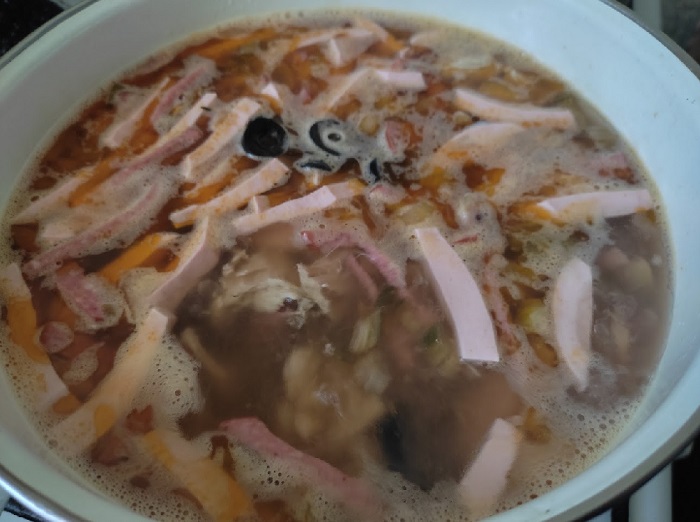 Солянка что делать с огурцами