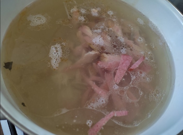 Солянка что делать с огурцами