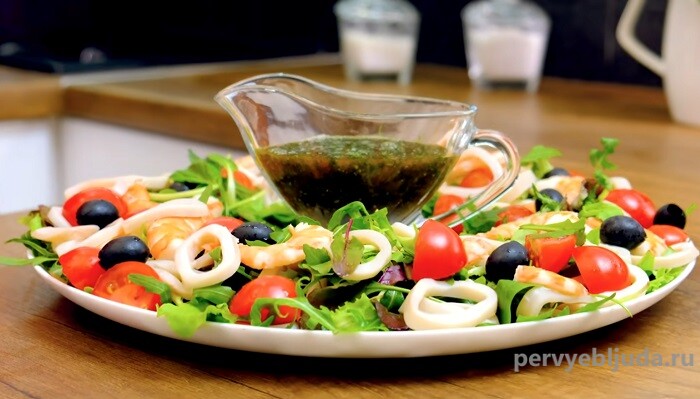 оригинальный праздничный салат с оливками