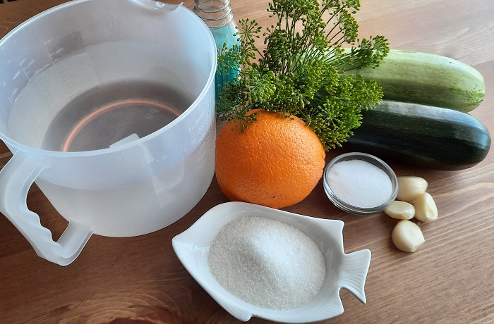 ингредиенты для заготовки кабачков с апельсинами