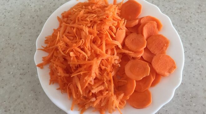 трем на терке морковь
