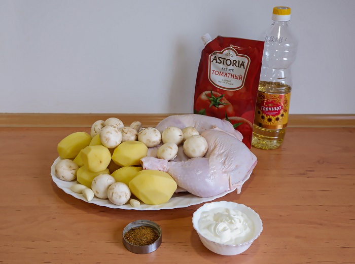 ингредиенты для приготовления курицы с картошкой и грибами