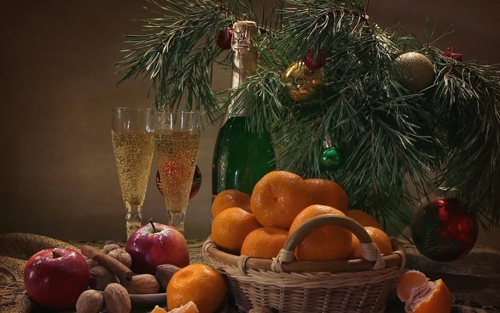 фрукты на новогоднем столе