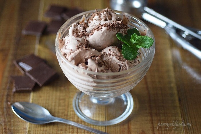 мороженое с тертым шоколадом
