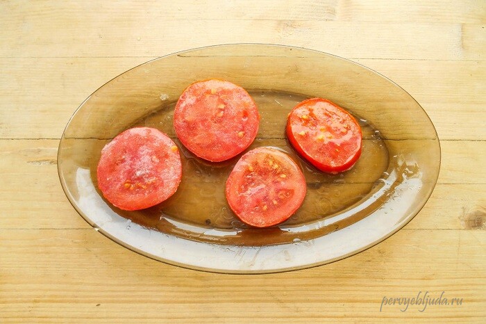 помидоры нарезанные кружками