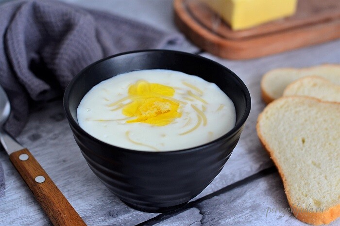 молочный суп с яичной лапшой