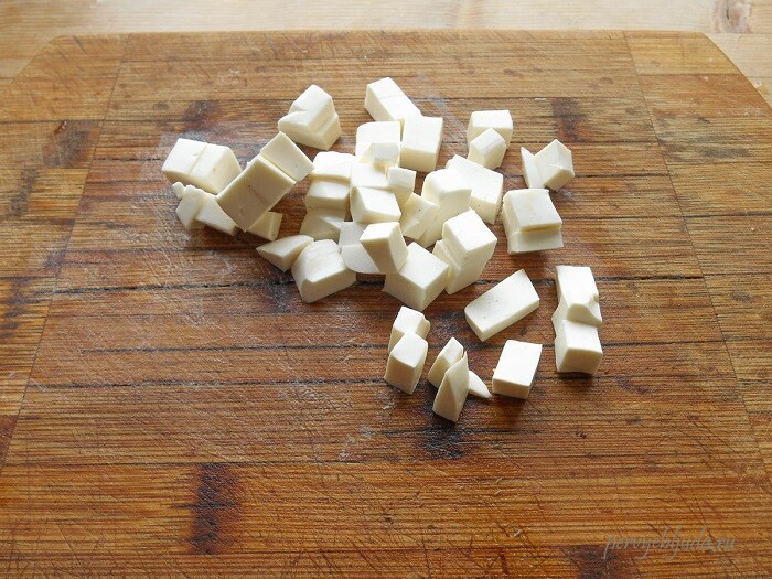 сыр тофу кусочками