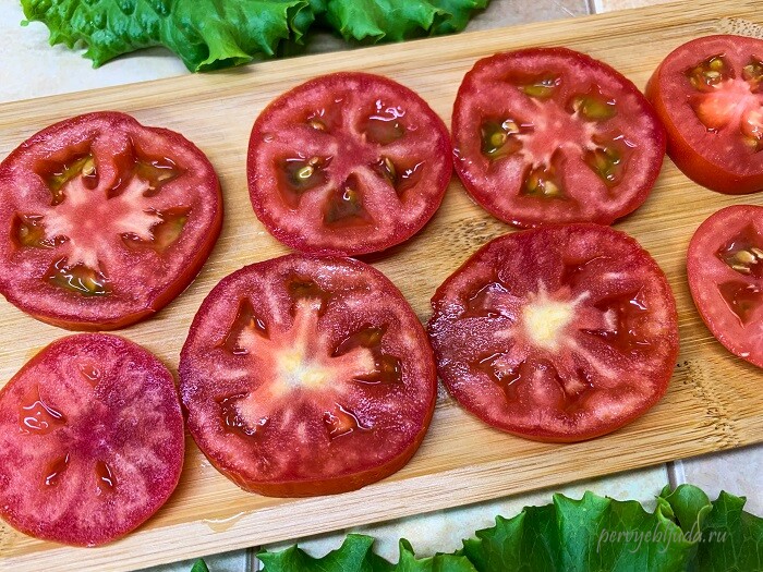 помидор нарезанный кружками