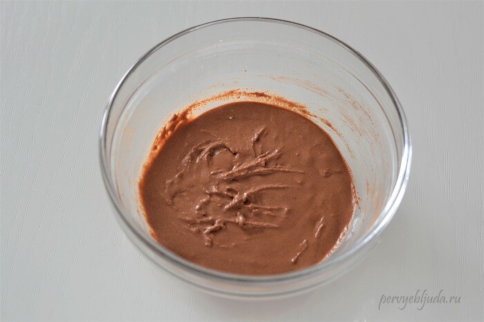 шоколадное тесто для быстрого десерта с какао в микроволновке